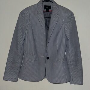 H&M Women's Navy and White Striped Single-Button Blazer